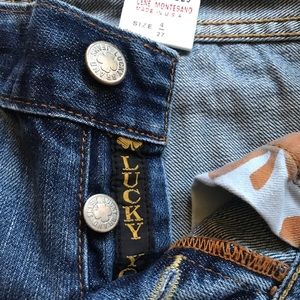Lucky Brand  distressed Dream Jean size 4